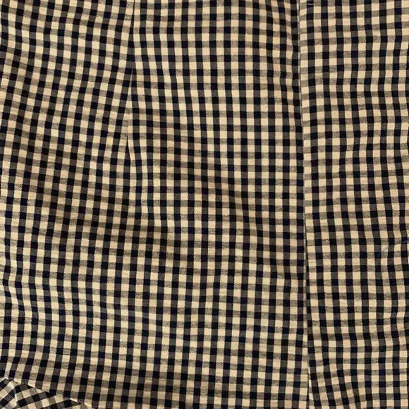 Zara Ruffle Short - Picture 4 of 4